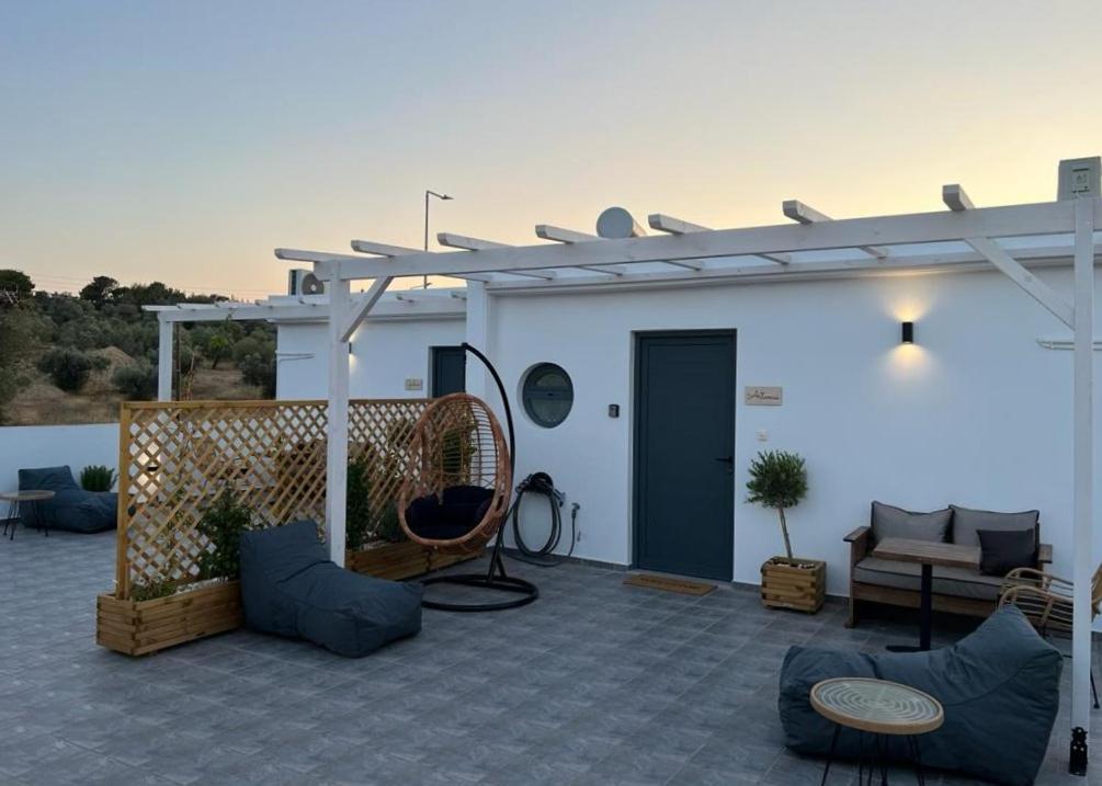 Airport Luxury Stay Artemida  Exterior foto